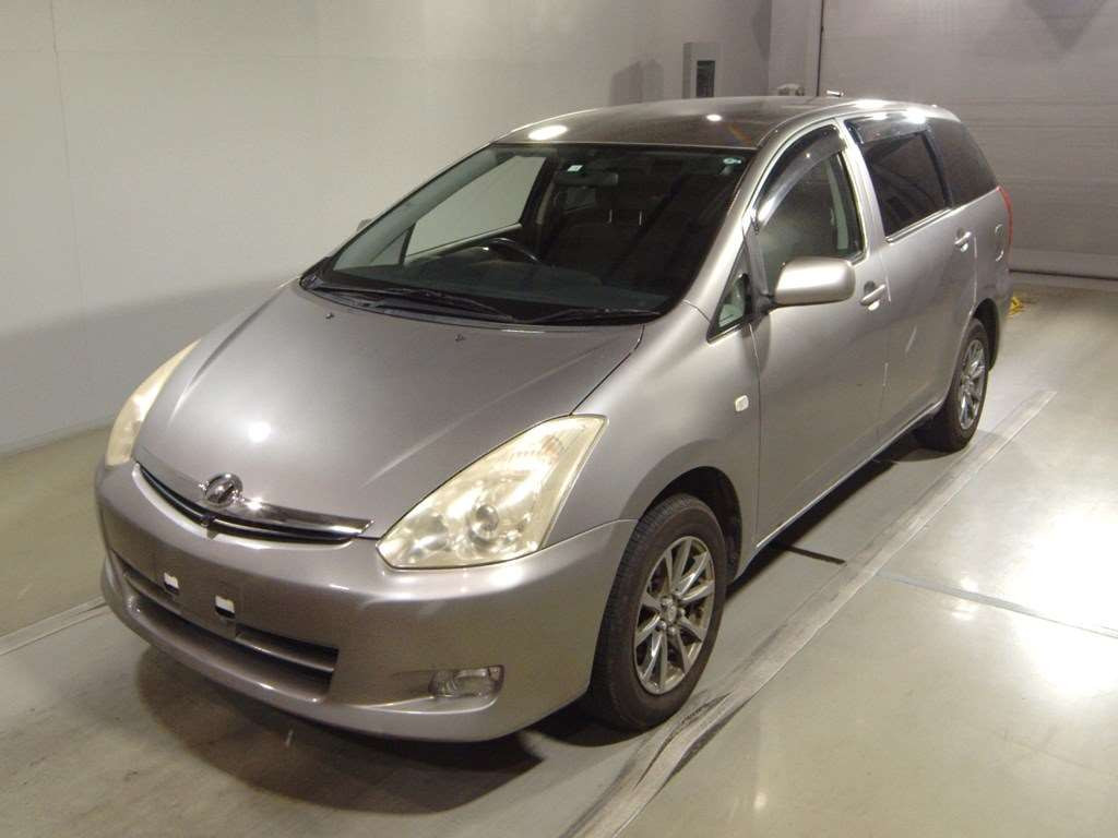 2005 Toyota Wish ZNE14G[0]