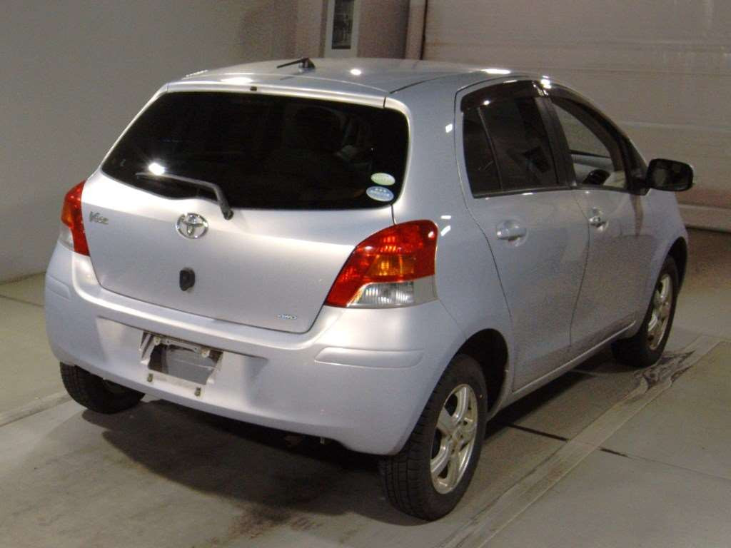 2008 Toyota Vitz NCP95[1]