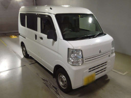 2016 Mitsubishi Minicab Van