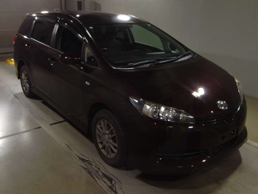 2010 Toyota Wish ZGE25G[2]