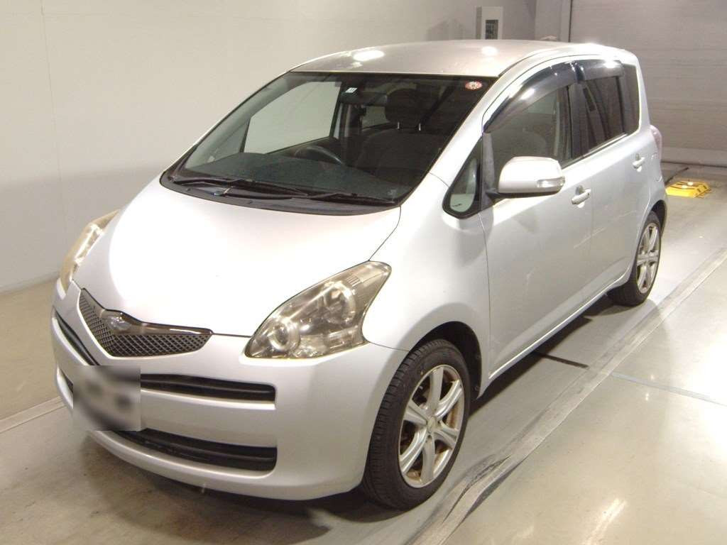 2009 Toyota Ractis SCP100[0]