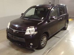 2011 Toyota Sienta