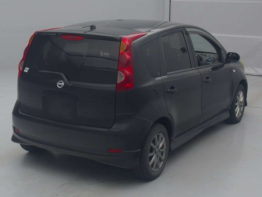 2009 Nissan Note E11[1]