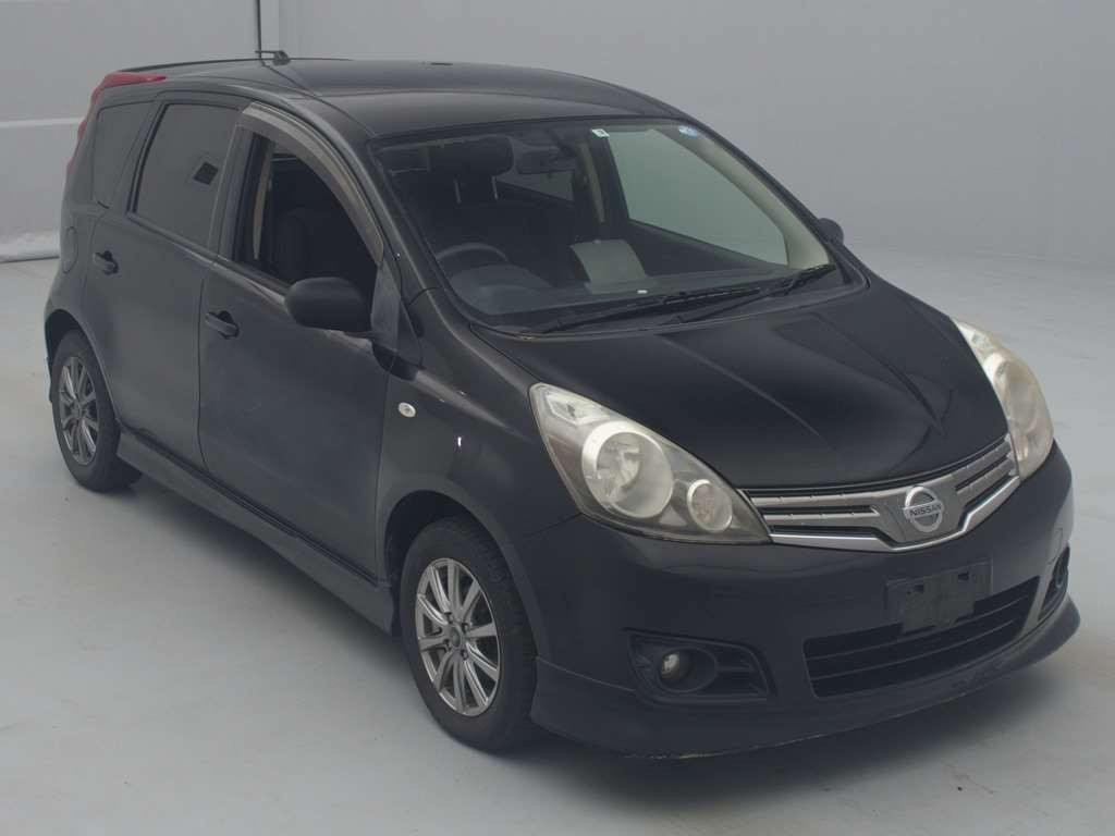 2009 Nissan Note E11[2]