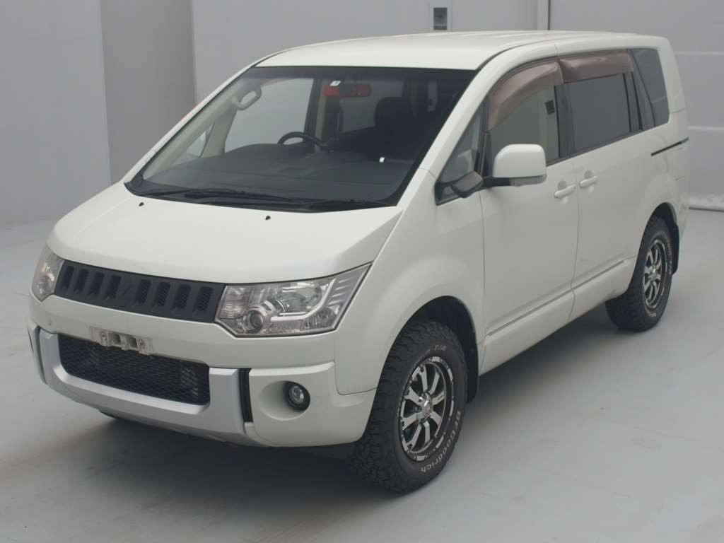 2013 Mitsubishi Delica D5 CV1W[0]