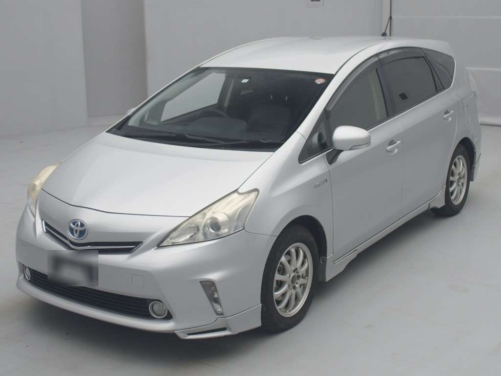 2012 Toyota Prius alpha ZVW41W[0]