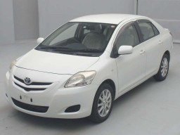 2005 Toyota Belta