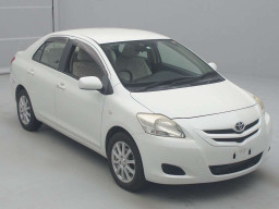 2005 Toyota Belta