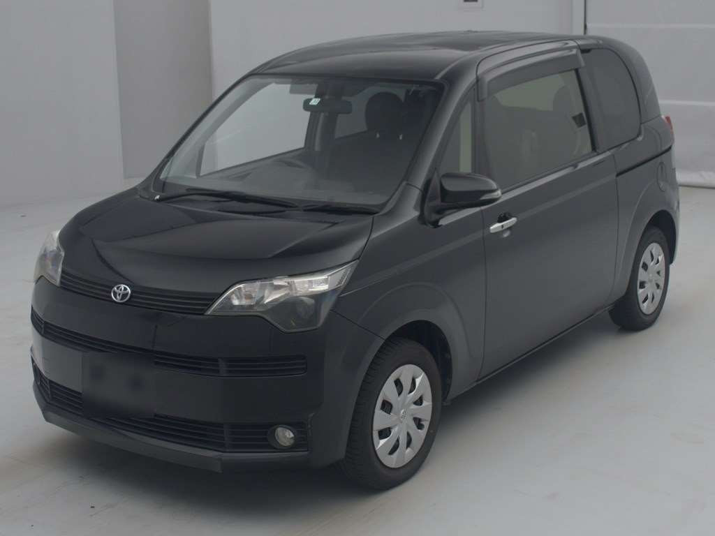 2013 Toyota Spade NCP145[0]