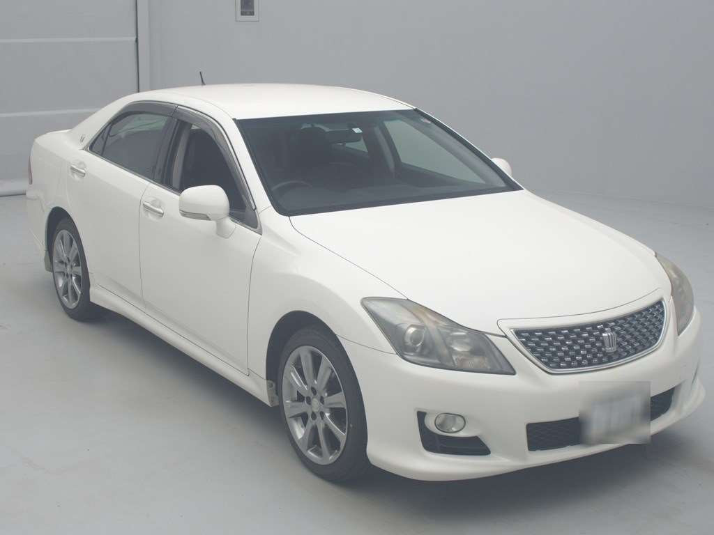 2008 Toyota Crown GRS200[2]