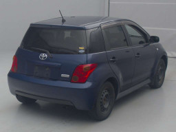 2002 Toyota IST