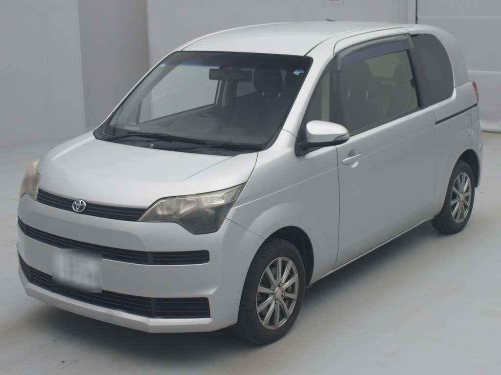 2013 Toyota Spade NCP145[0]