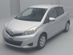 2011 Toyota Vitz