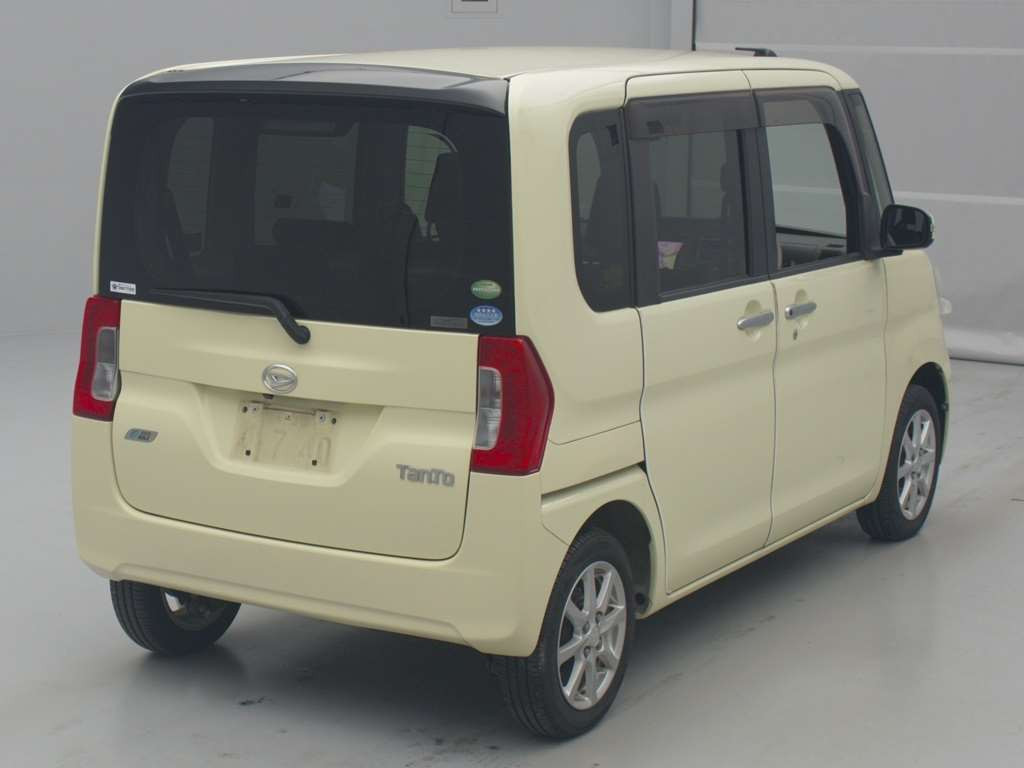 2013 Daihatsu Tanto LA610S[1]