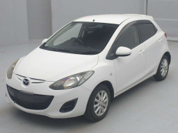 2014 Mazda Demio