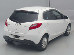 2014 Mazda Demio