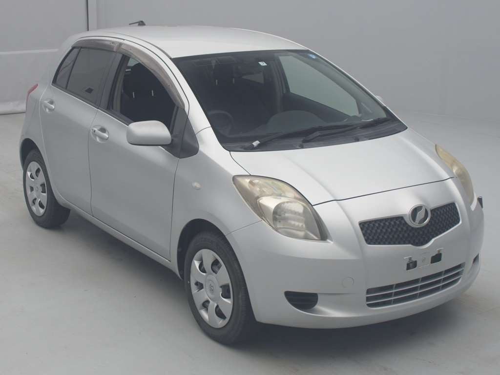 2007 Toyota Vitz NCP95[2]