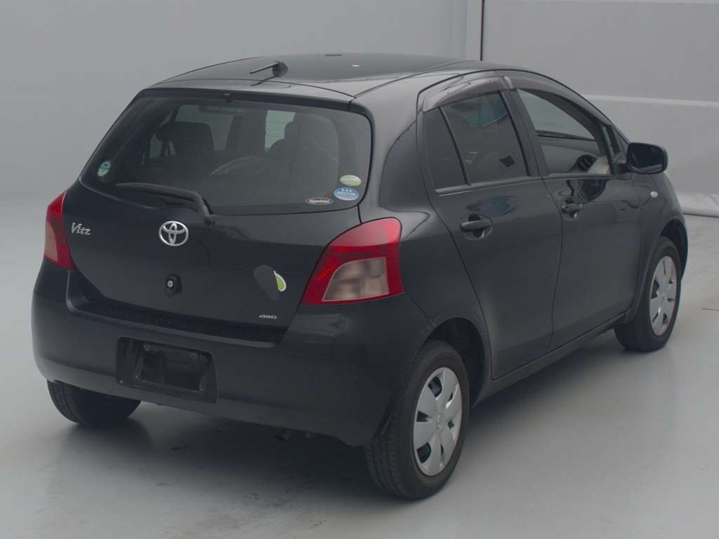 2005 Toyota Vitz NCP95[1]