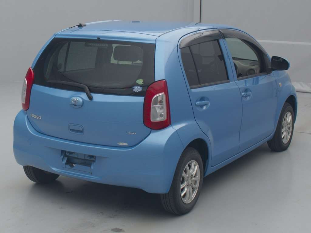 2016 Toyota Passo KGC35[1]