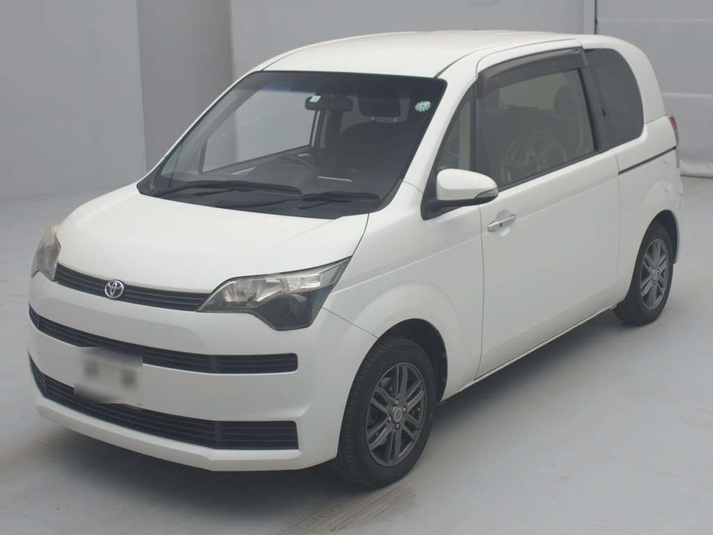 2014 Toyota Spade NCP145[0]