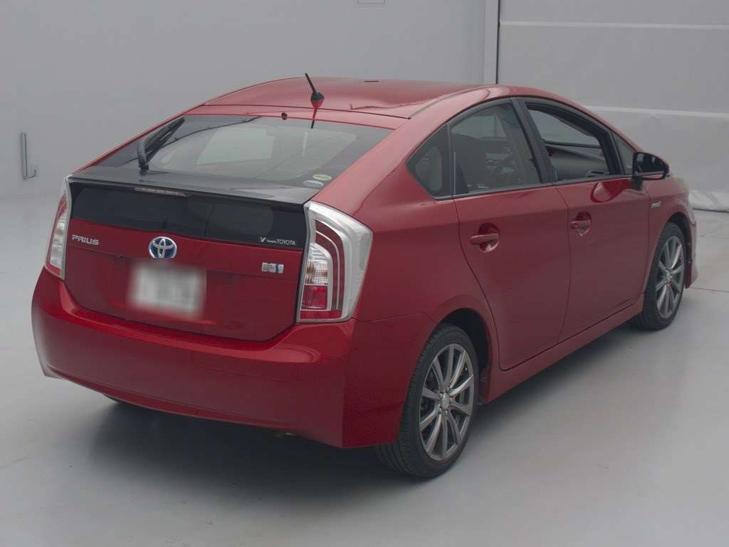 2012 Toyota Prius ZVW30[1]