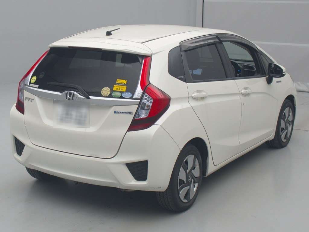 2014 Honda Fit Hybrid GP5[1]