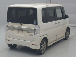 2016 Daihatsu Tanto