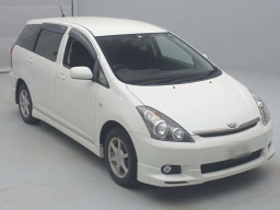 2003 Toyota Wish