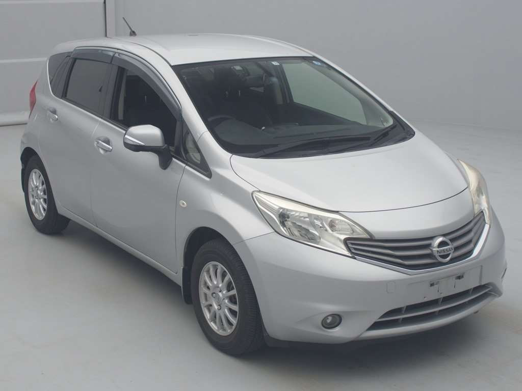 2013 Nissan Note E12[2]