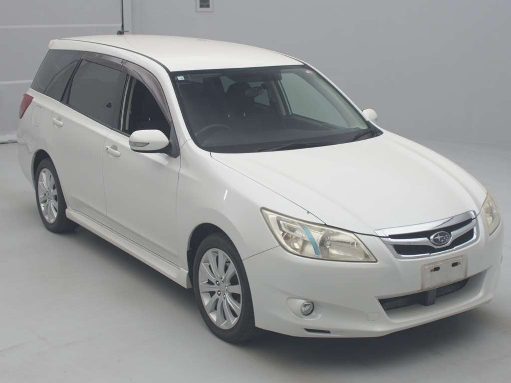 2010 Subaru Exiga YA5[2]