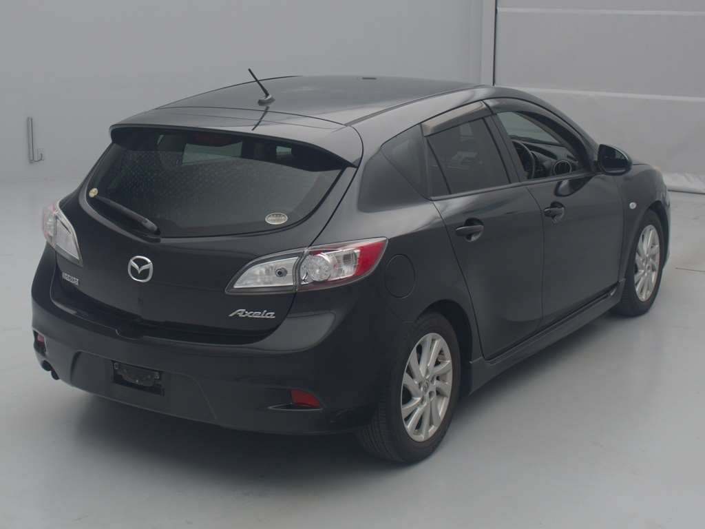 2012 Mazda Axela Sport BL5FW[1]