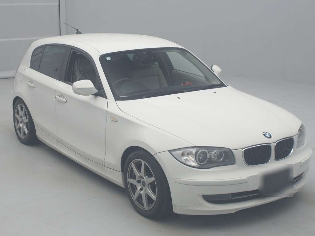 2010 BMW 1 Series UE16[2]