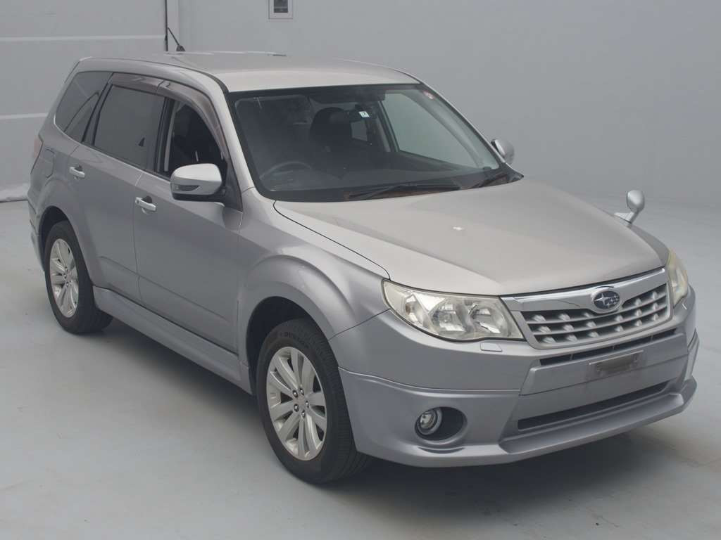 2011 Subaru Forester SHJ[2]