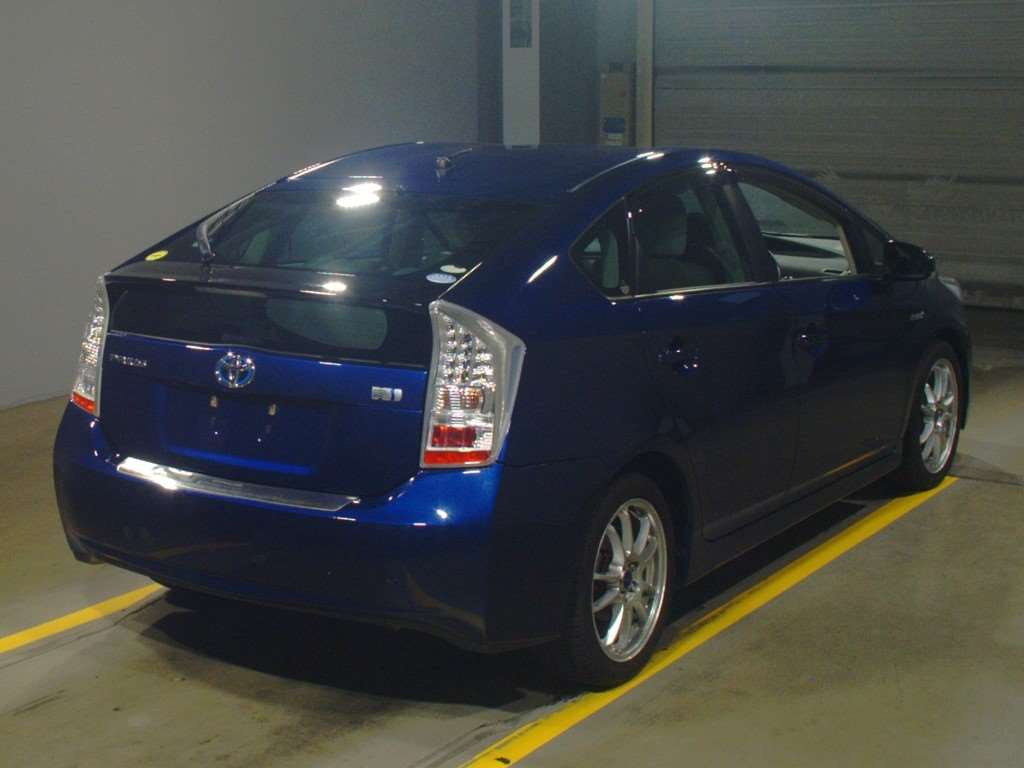 2011 Toyota Prius ZVW30[1]