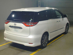 2016 Toyota Estima