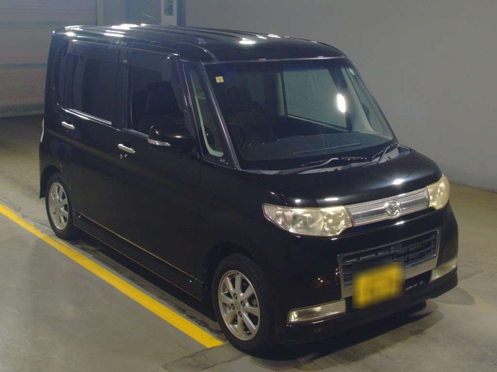 2010 Daihatsu Tanto Custom L385S[2]