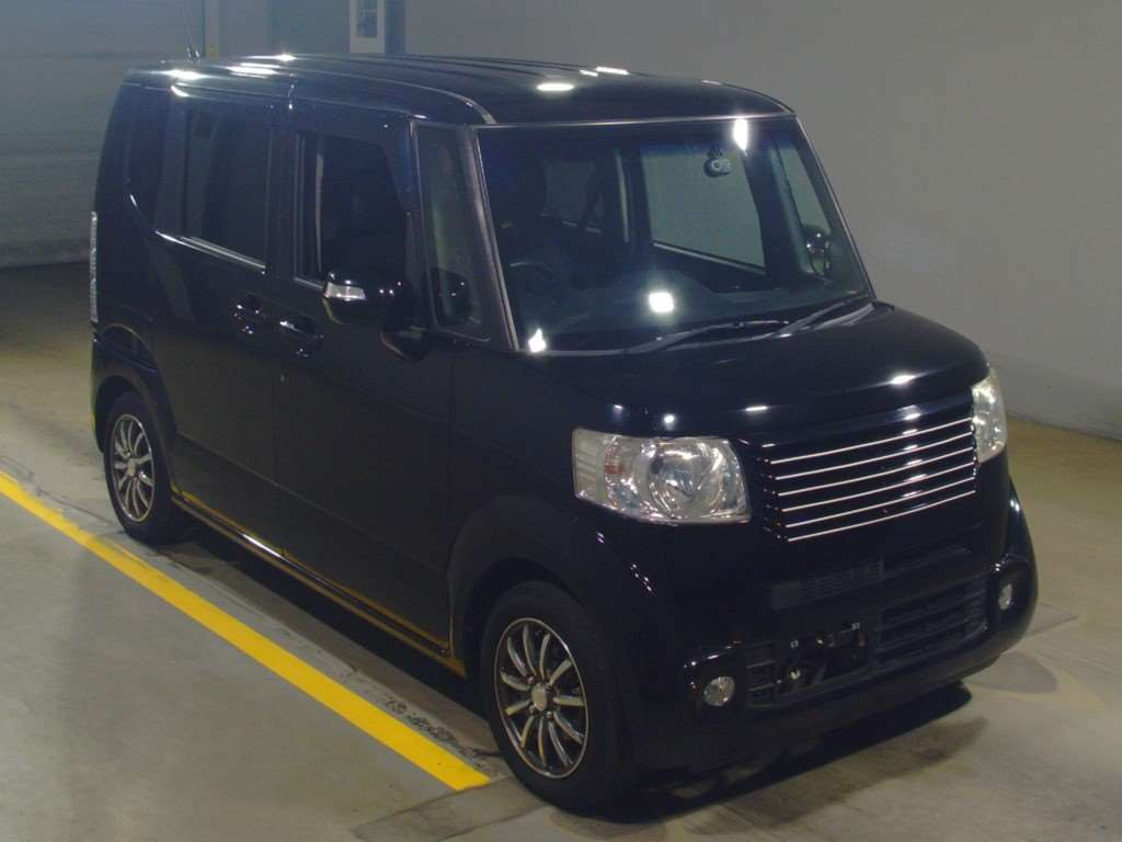 2014 Honda N-BOX JF1[2]