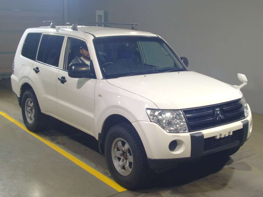 2007 Mitsubishi Pajero V93W[2]