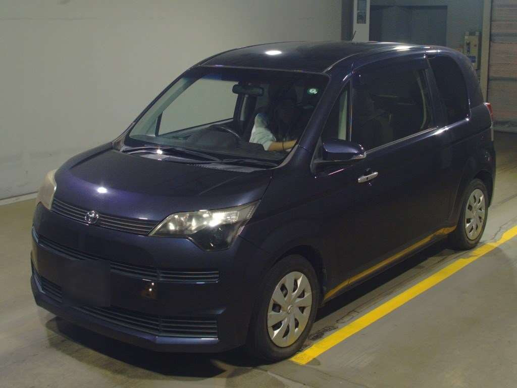 2013 Toyota Spade NCP141[0]