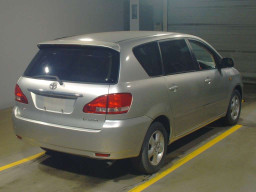 2001 Toyota Ipsum