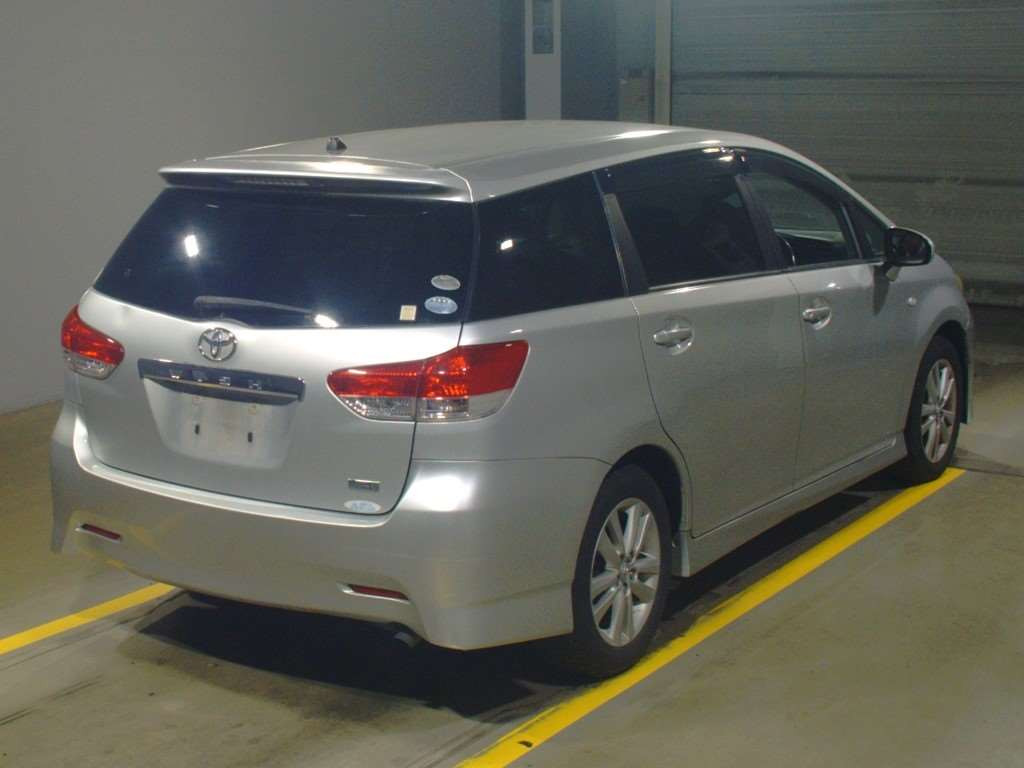 2009 Toyota Wish ZGE20W[1]