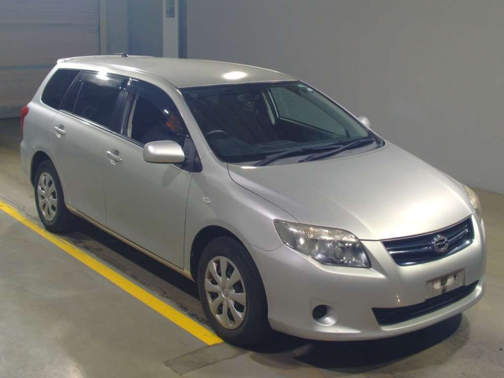 2012 Toyota Corolla Fielder NZE144G[2]