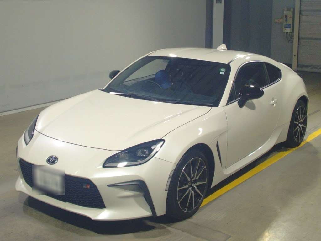 2023 Toyota GR86 ZN8[0]