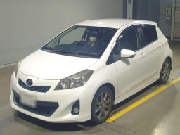 2013 Toyota Vitz