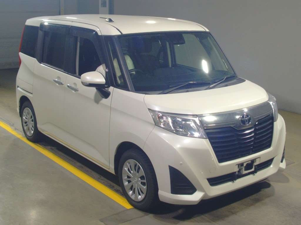 2019 Toyota Roomy M910A[2]