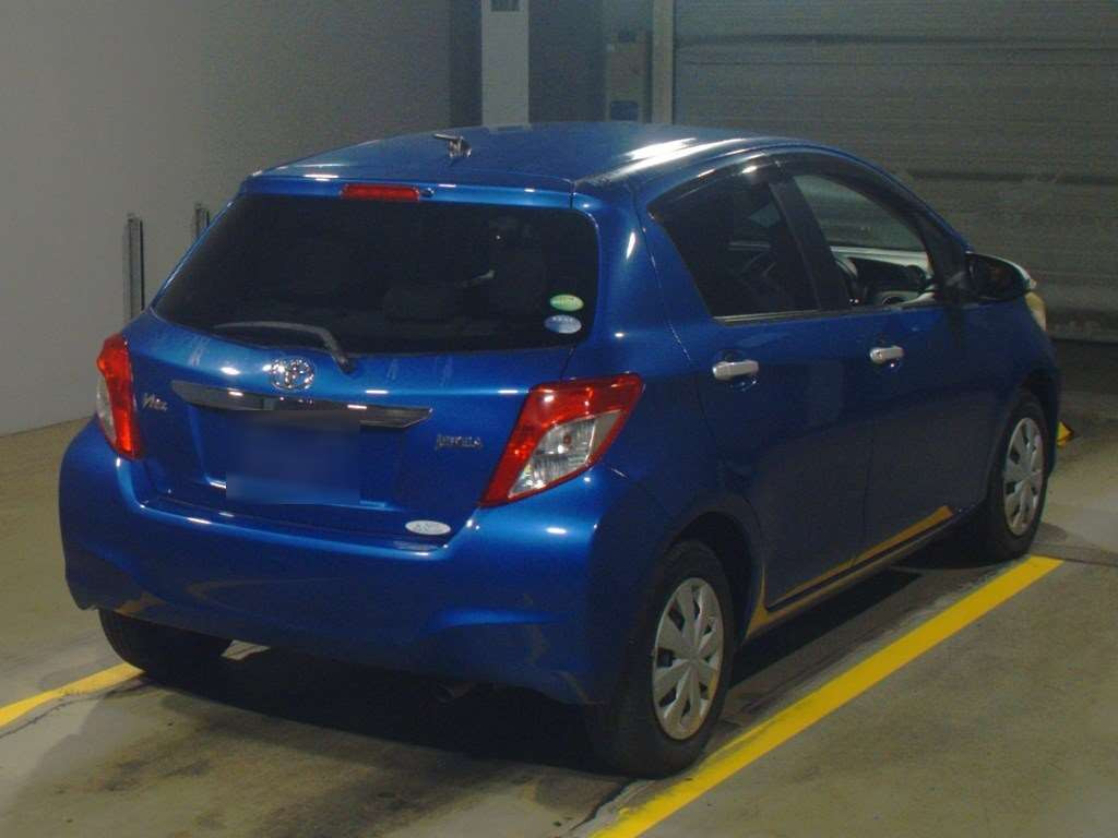 2012 Toyota Vitz NSP130[1]