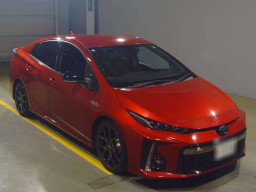 2018 Toyota Prius PHV