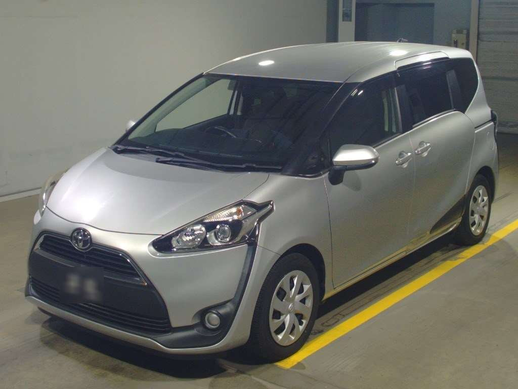 2016 Toyota Sienta NSP170G[0]