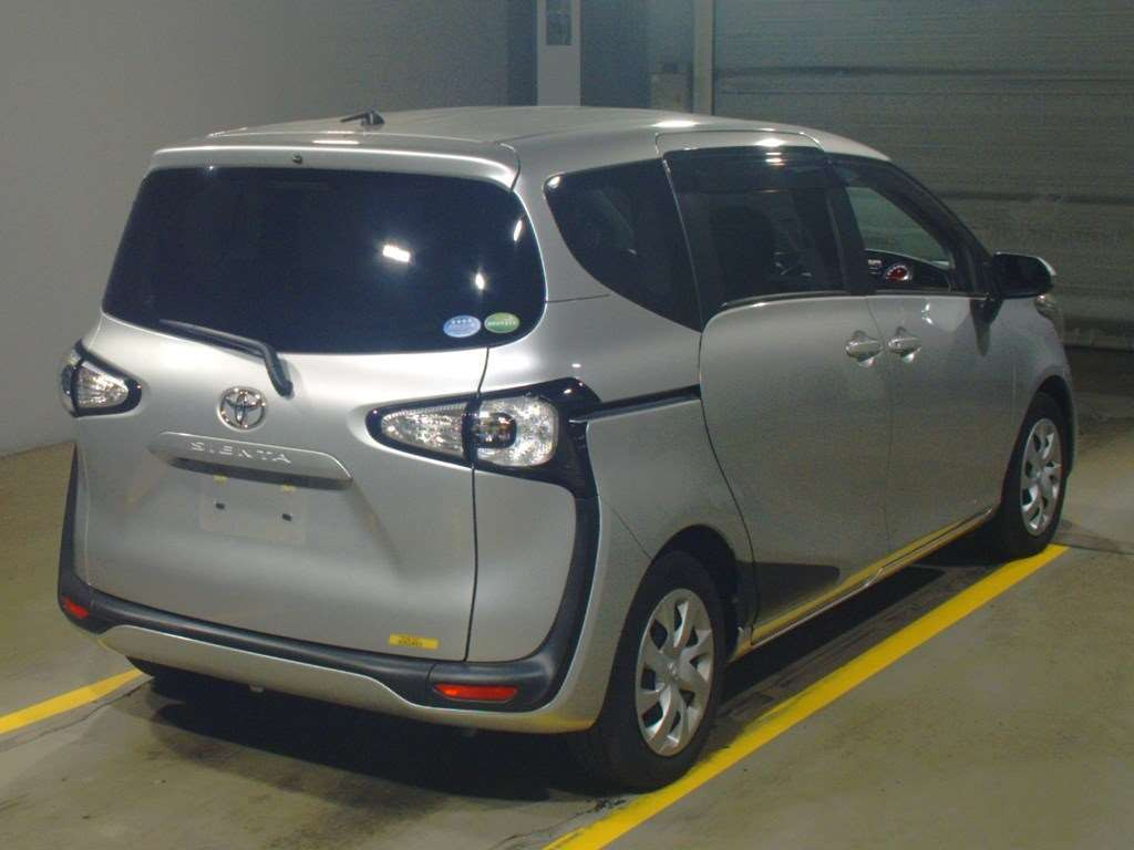 2016 Toyota Sienta NSP170G[1]