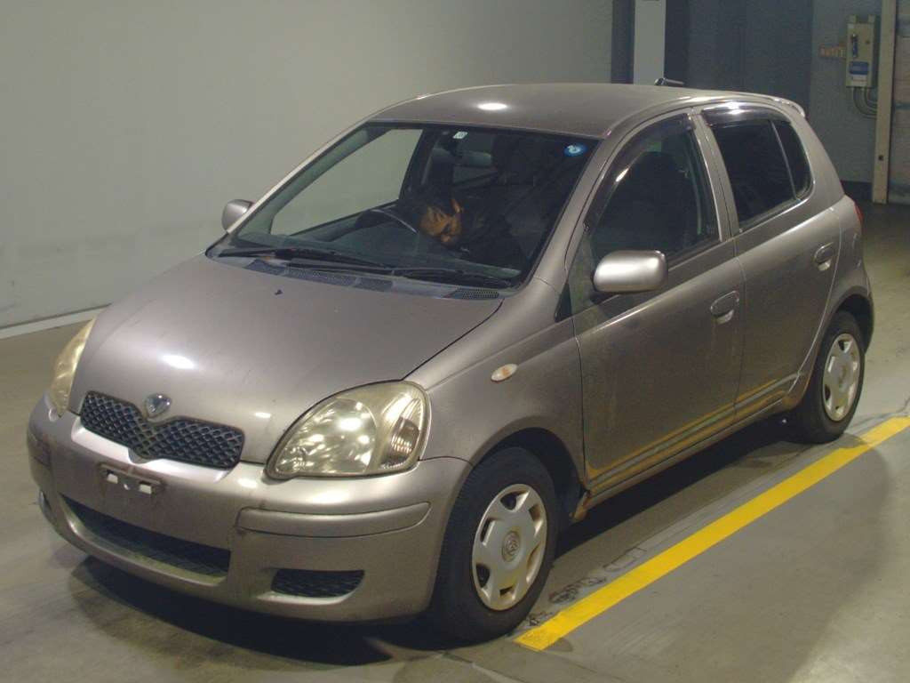 2004 Toyota Vitz SCP13[0]